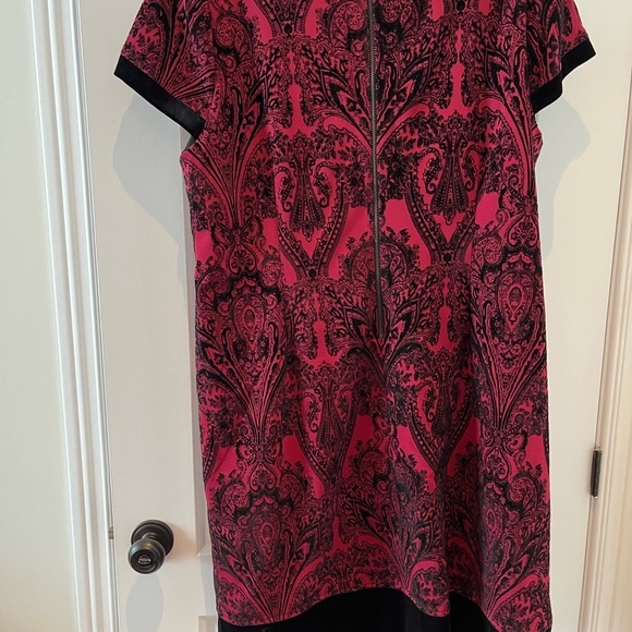 Plus Size Dress - Picture 3 of 4